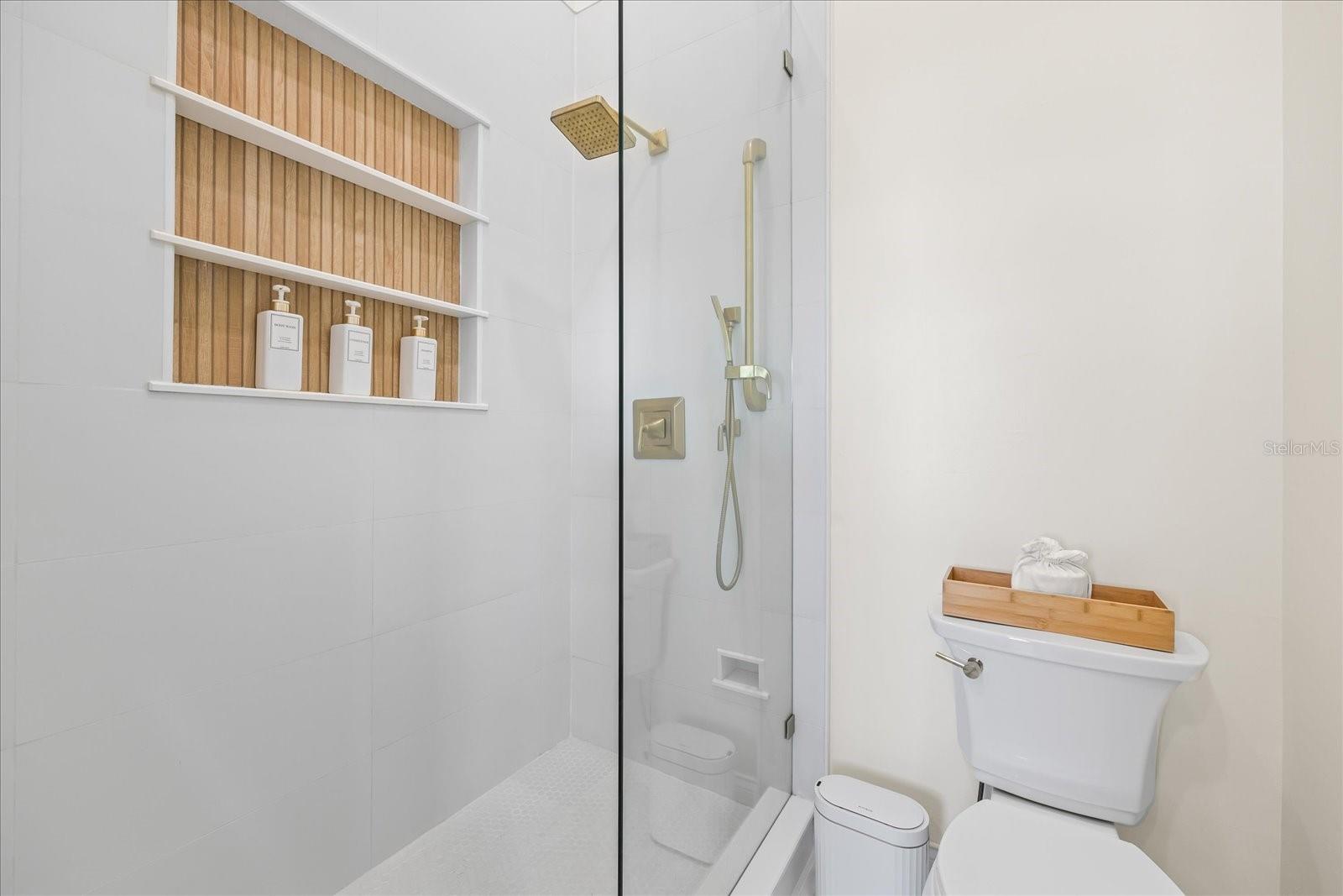 1476 HARBOUR WALK RD