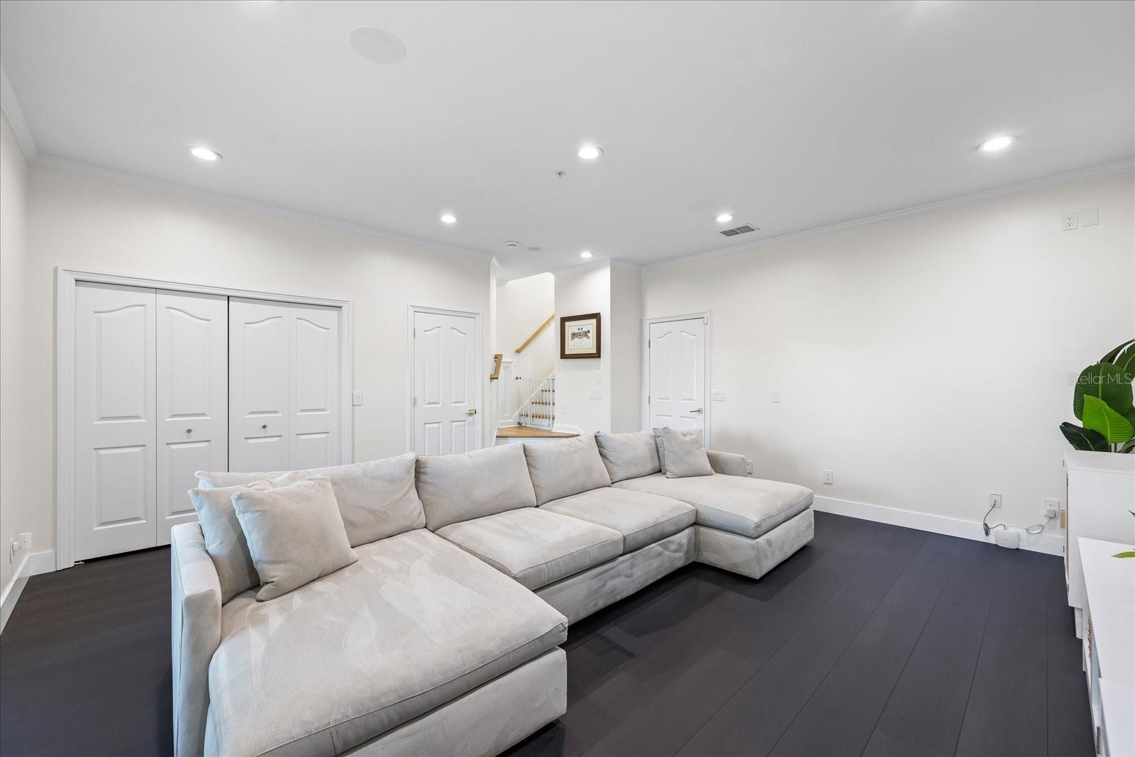 1476 HARBOUR WALK RD