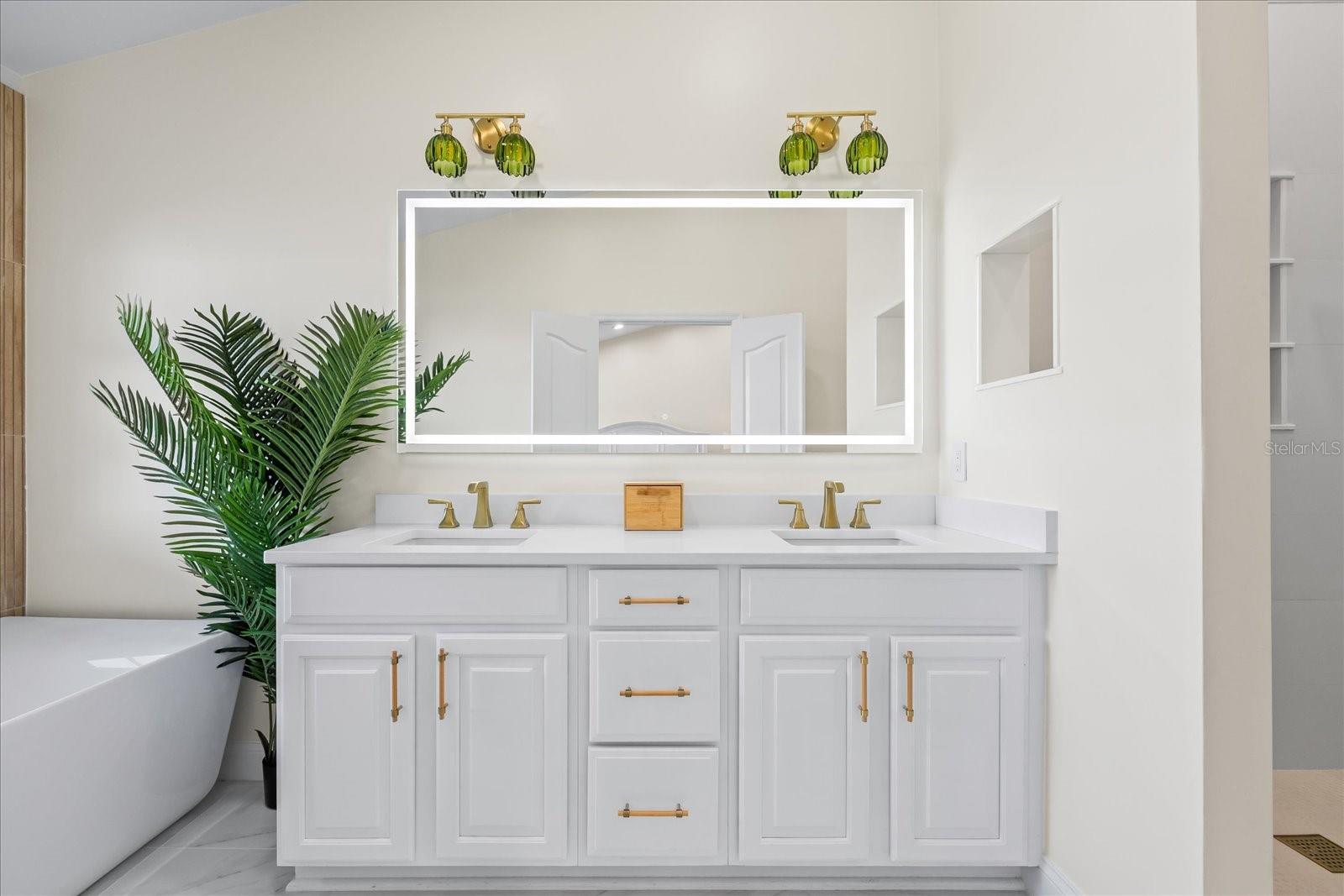 1476 HARBOUR WALK RD