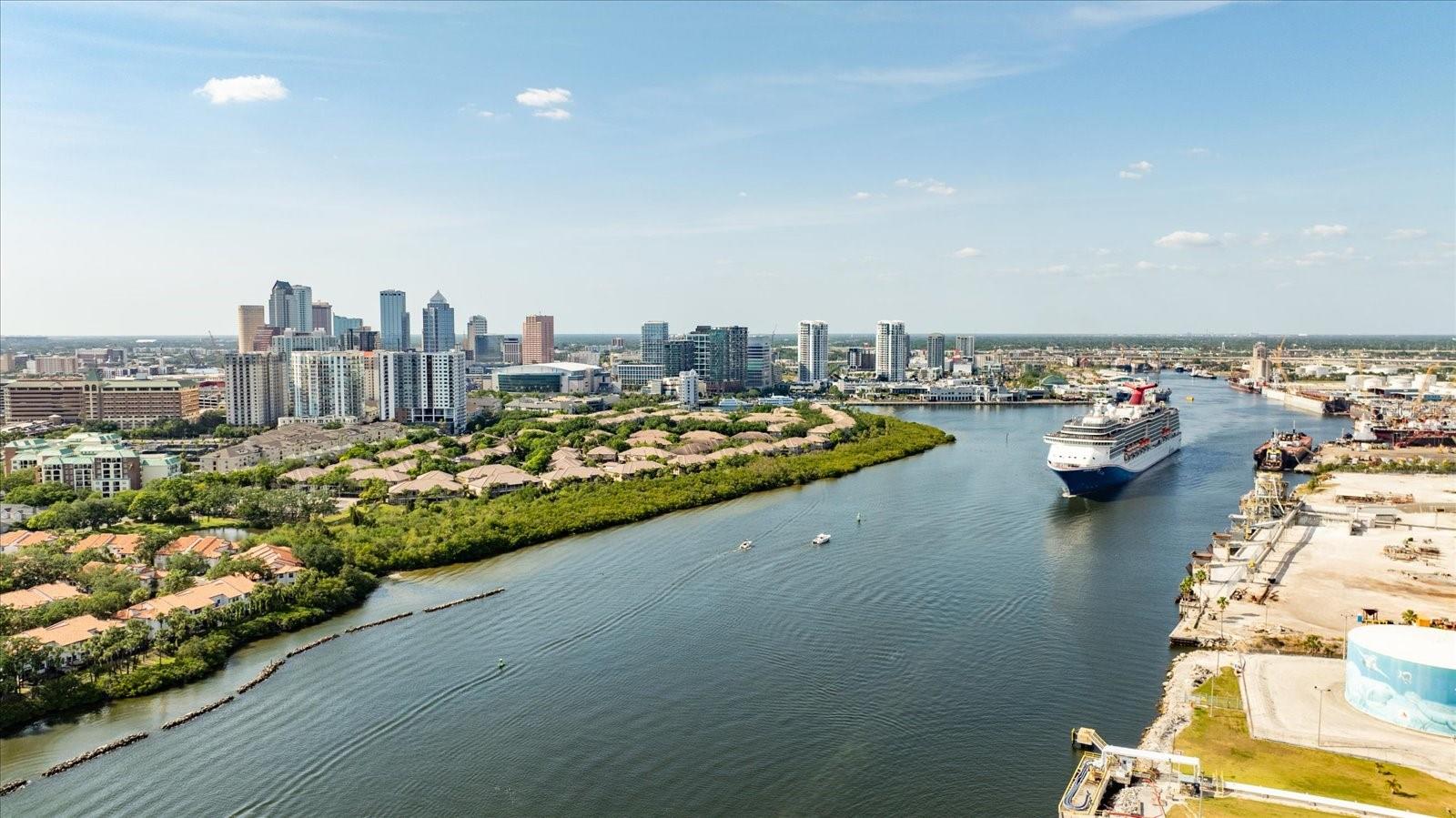 1476 HARBOUR WALK RD