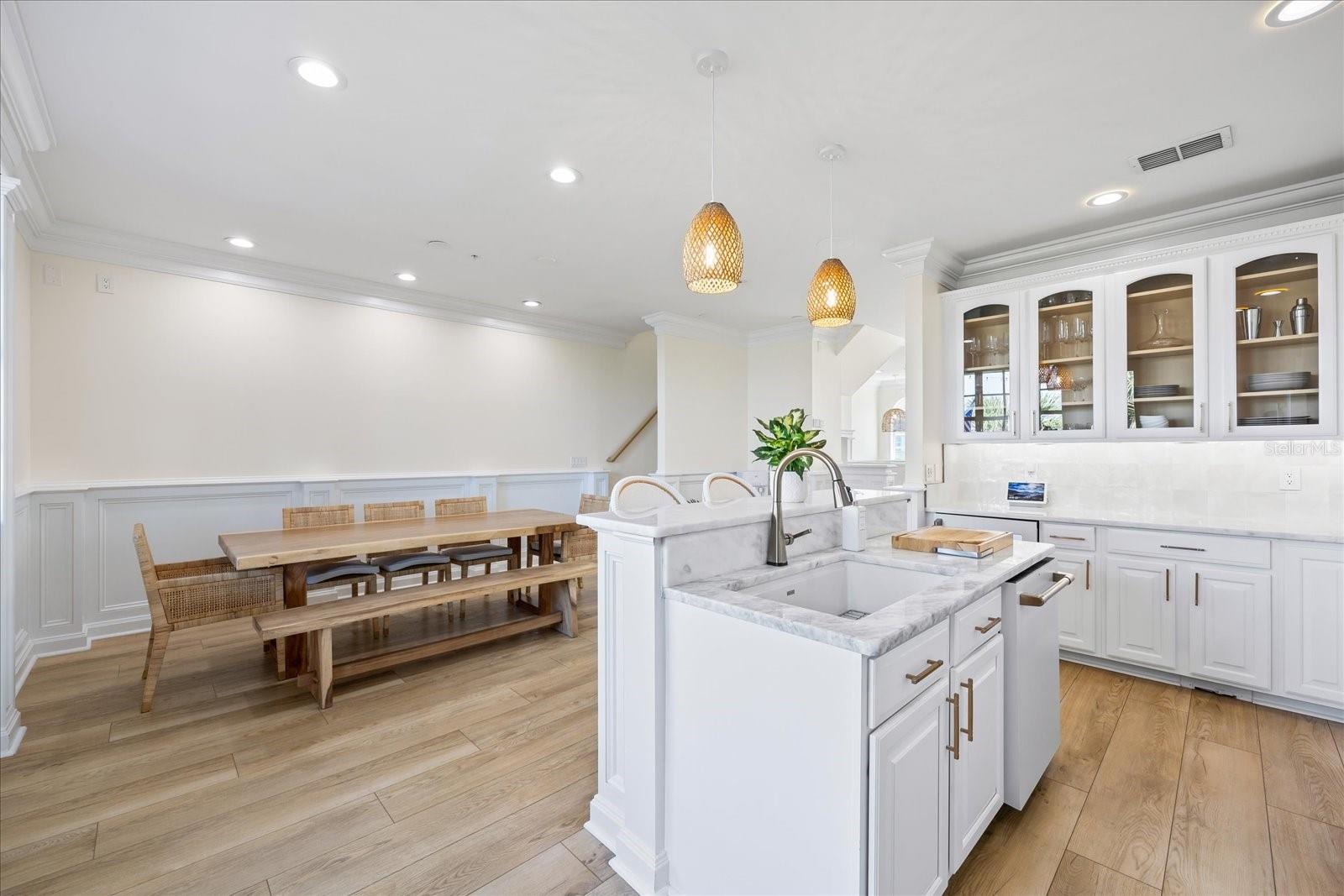 1476 HARBOUR WALK RD