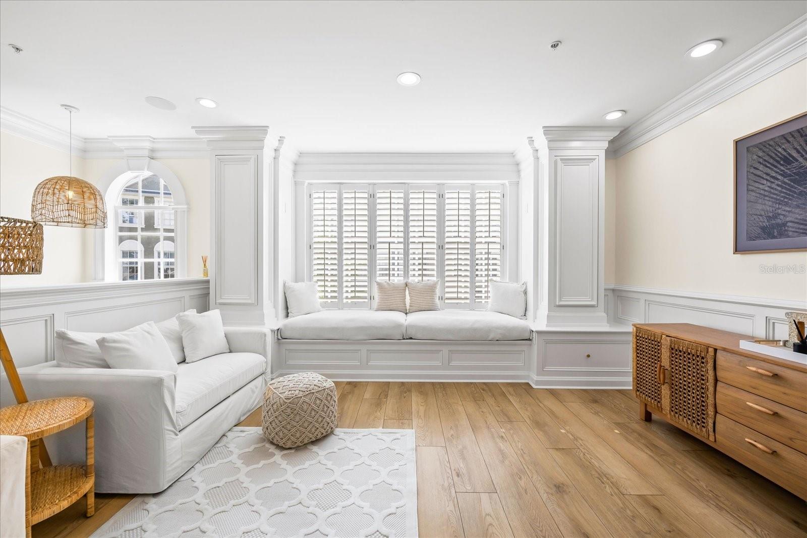 1476 HARBOUR WALK RD