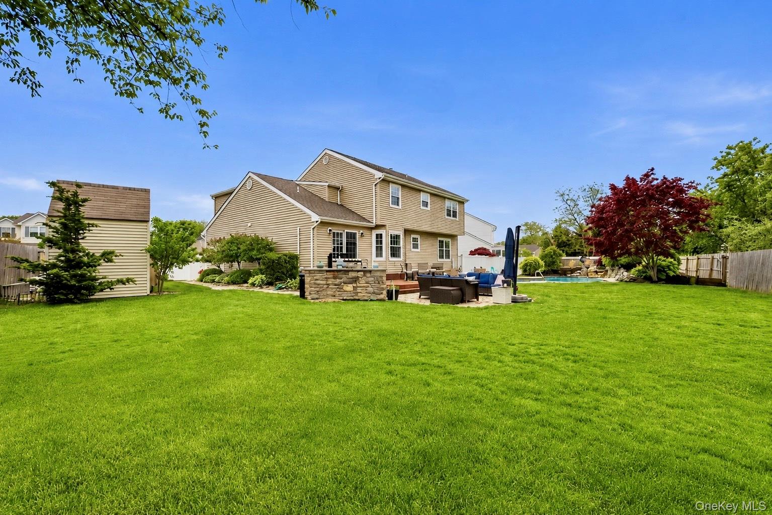 6 Lea Avenue
