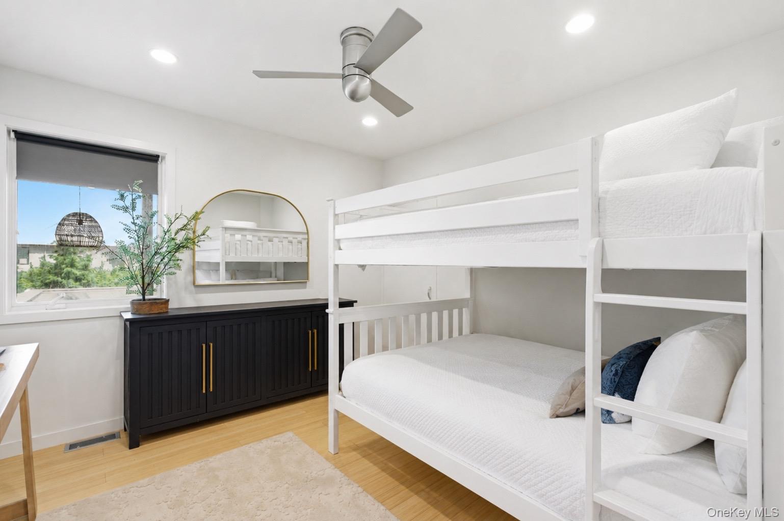 8 Old North Highway Unit: A