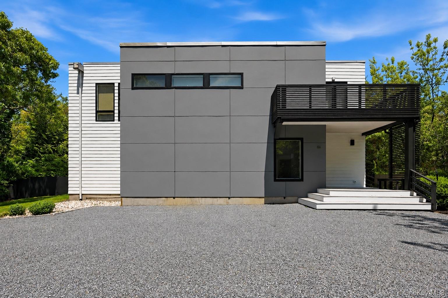 8 Old North Highway Unit: A