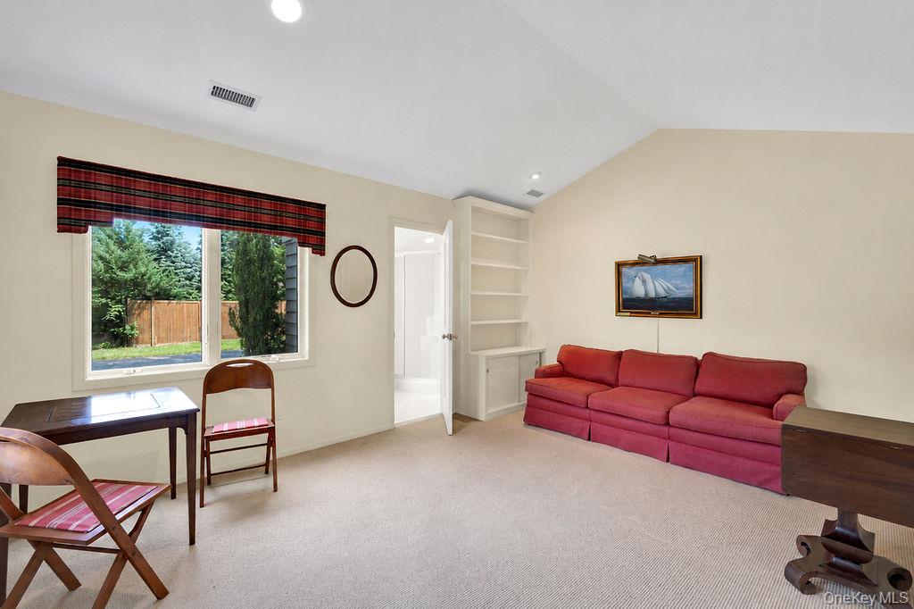 7 Tuthill Lane