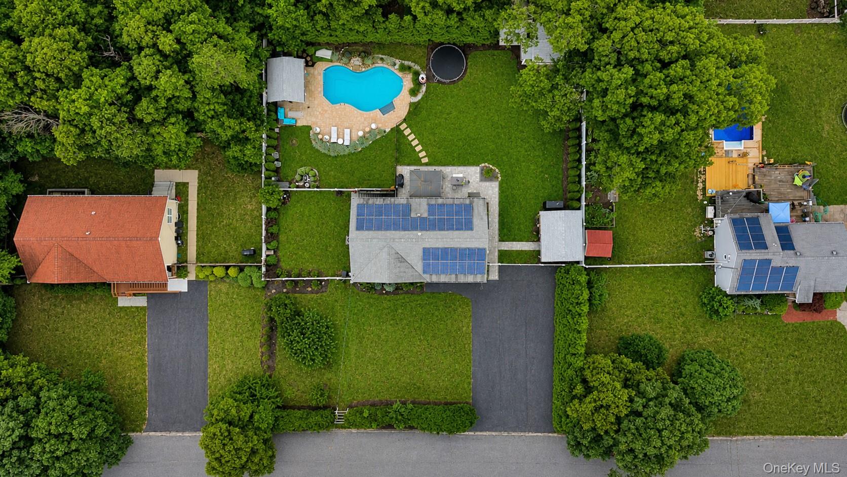 22 Deer Avenue
