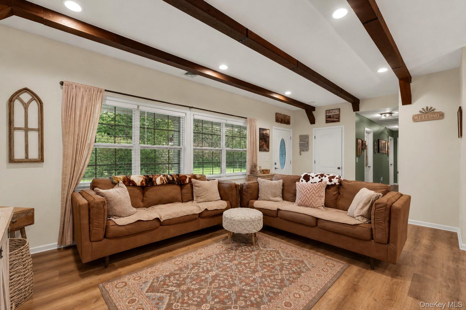 22 Deer Avenue