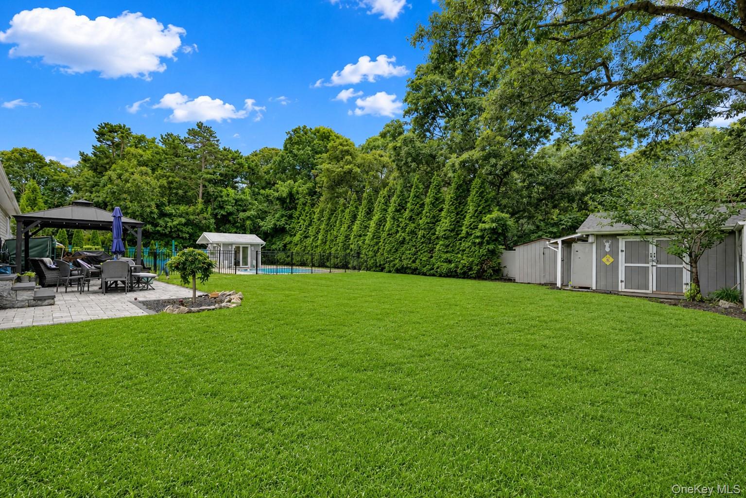 22 Deer Avenue