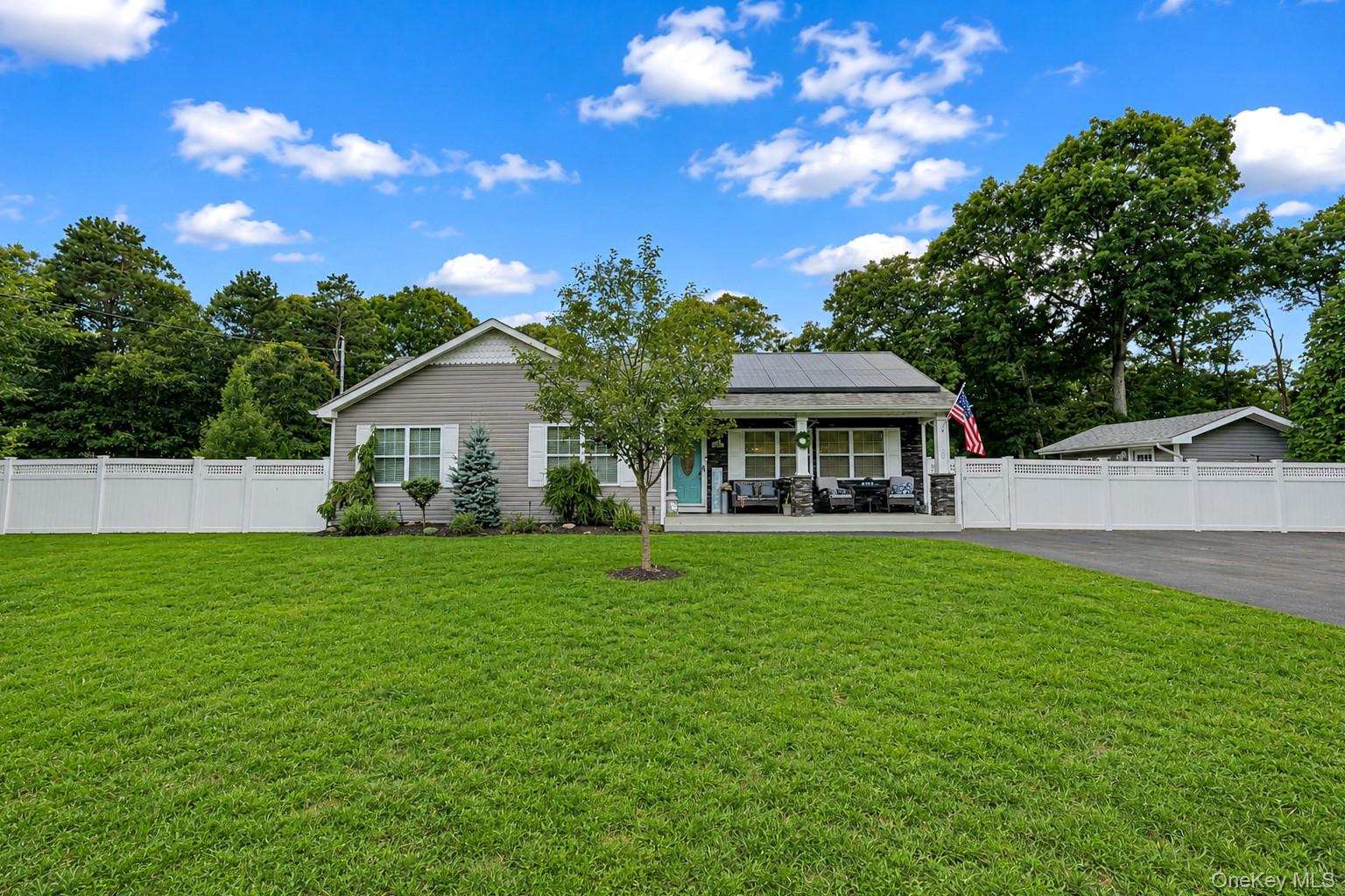 22 Deer Avenue