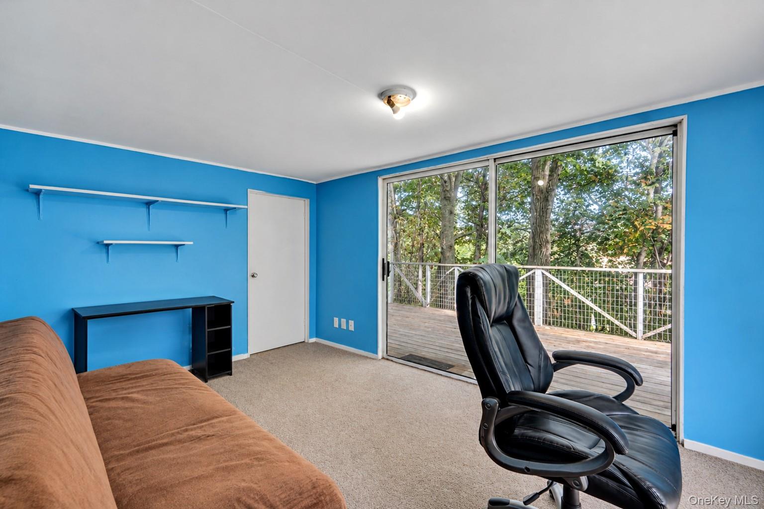 4 Holzman Drive