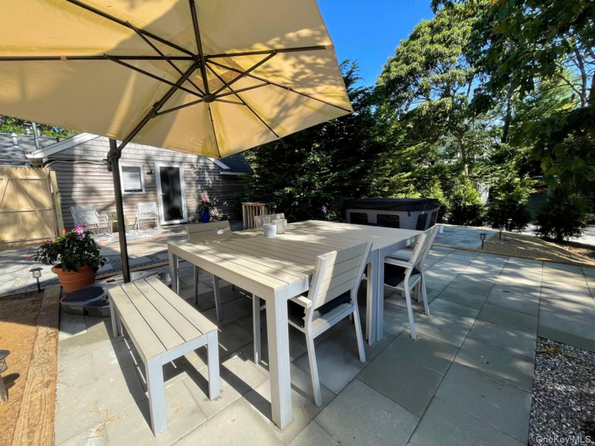 332 Canoe Place Road