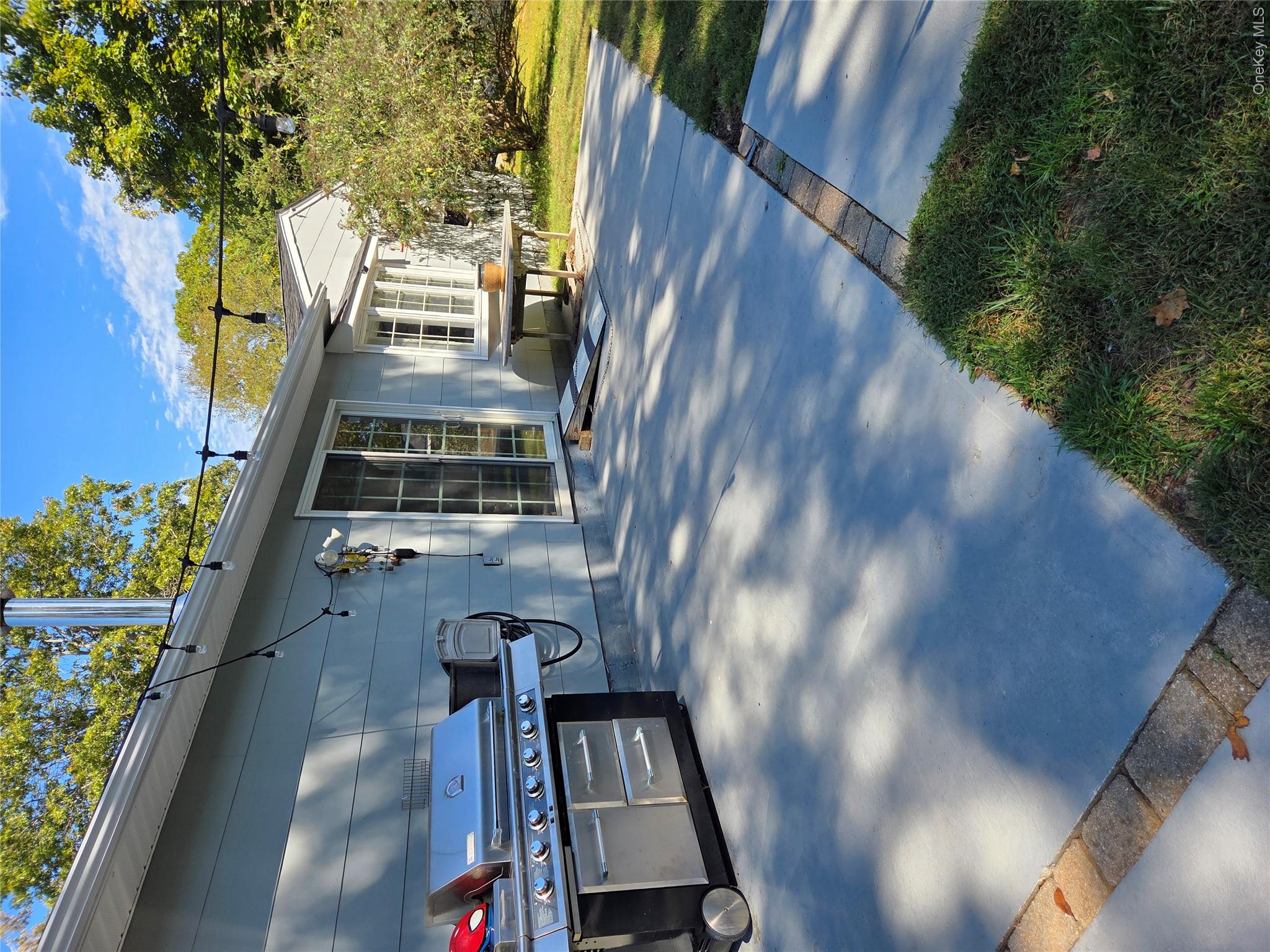 2 Pinetop Drive