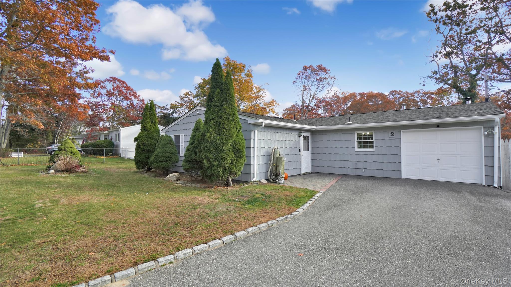 2 Pinetop Drive