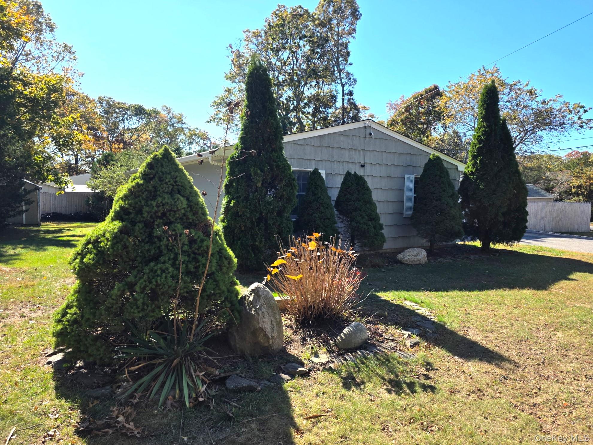 2 Pinetop Drive