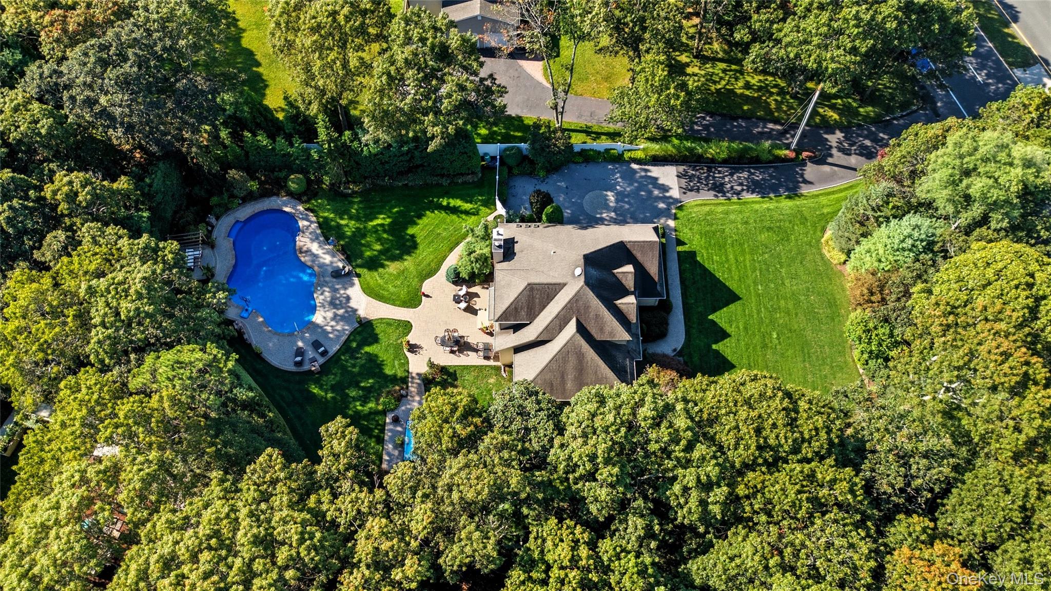 21 E Moriches Riverhead Road