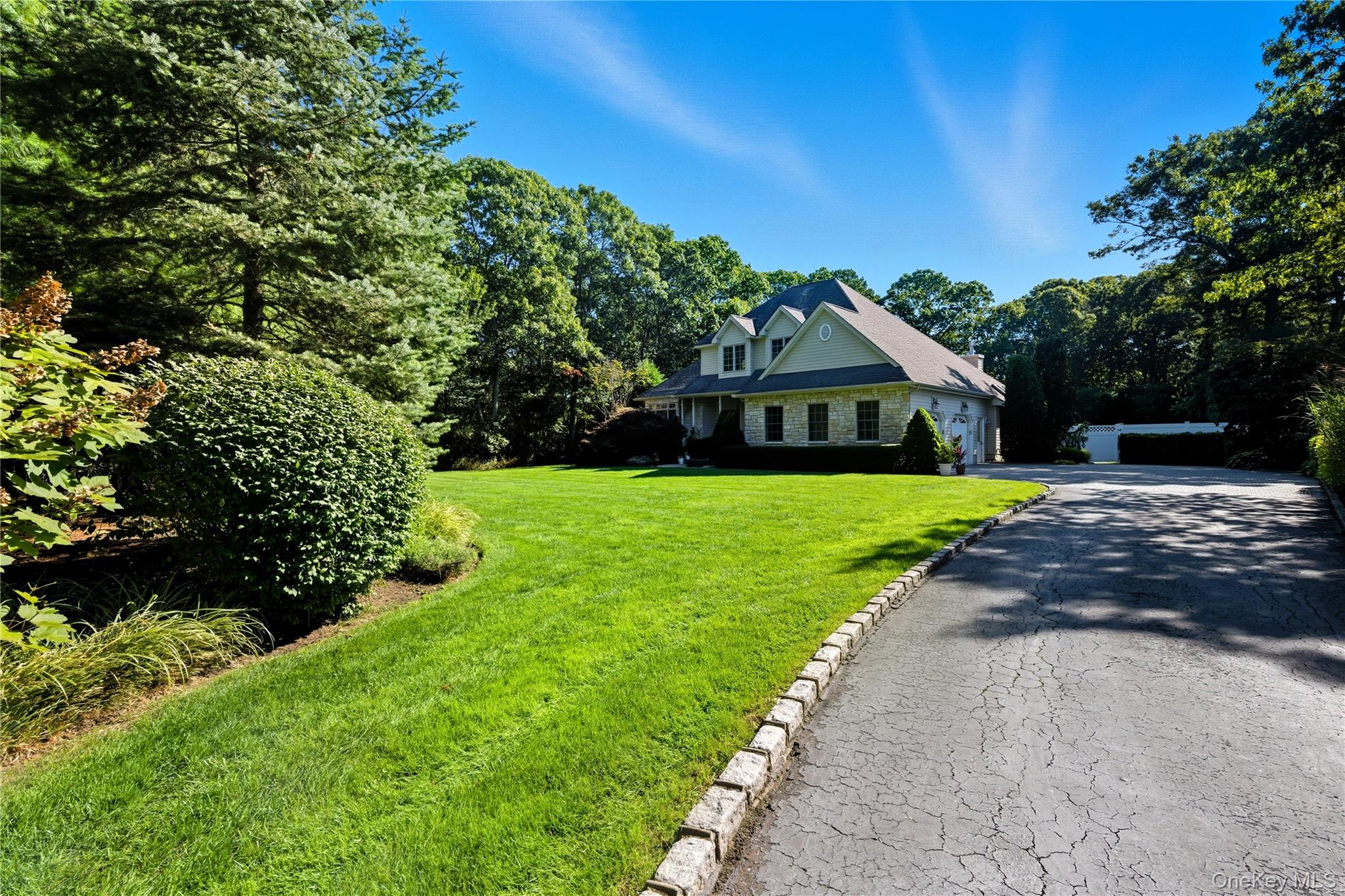 21 E Moriches Riverhead Road