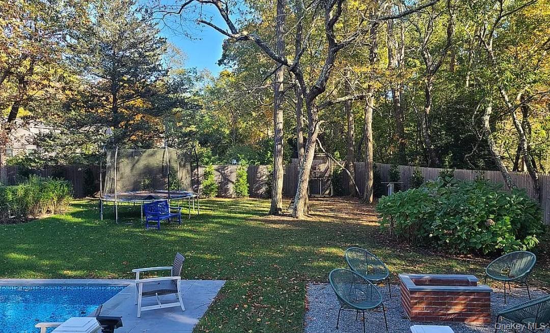 870 Noyack Road