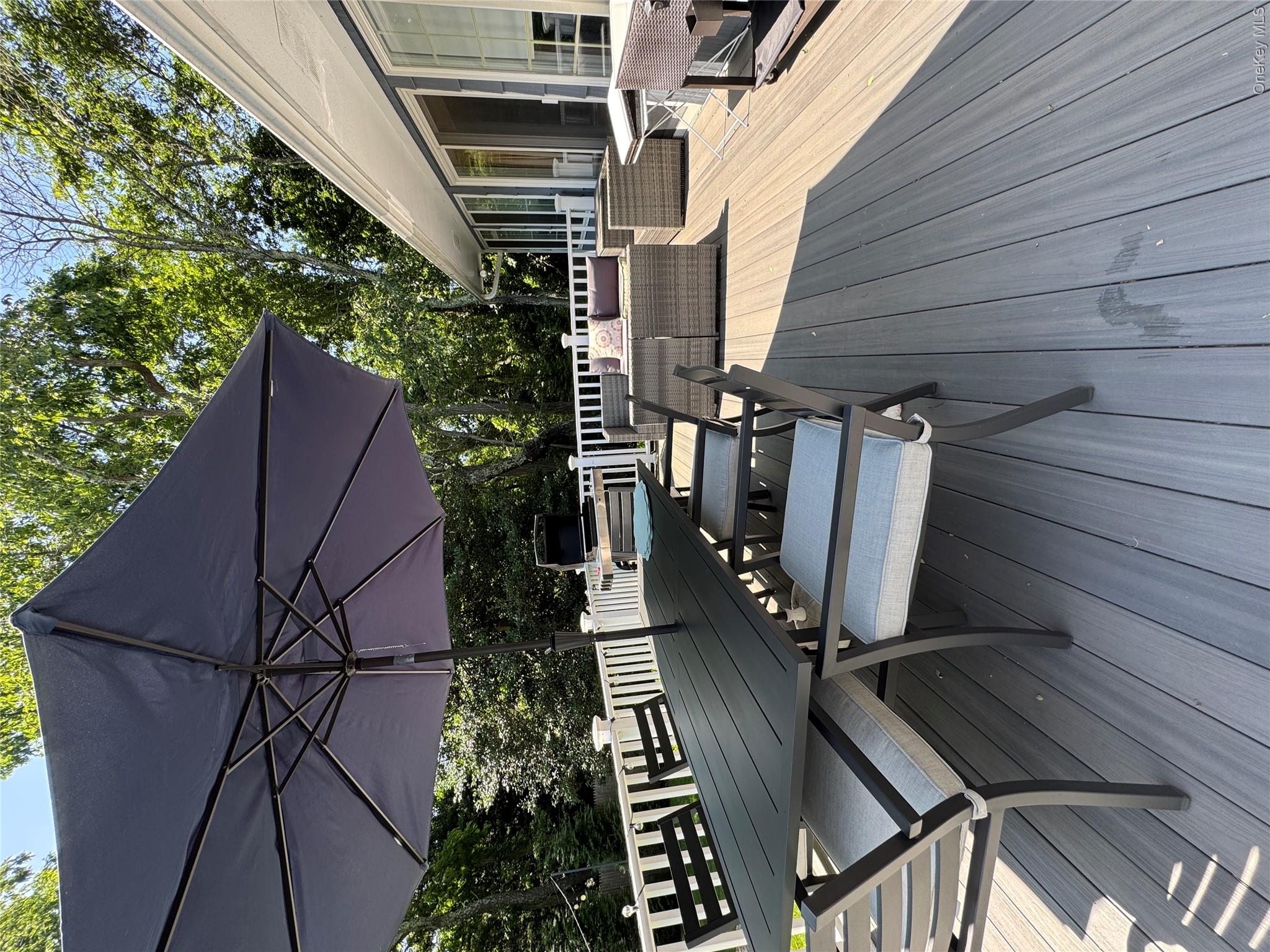 870 Noyack Road