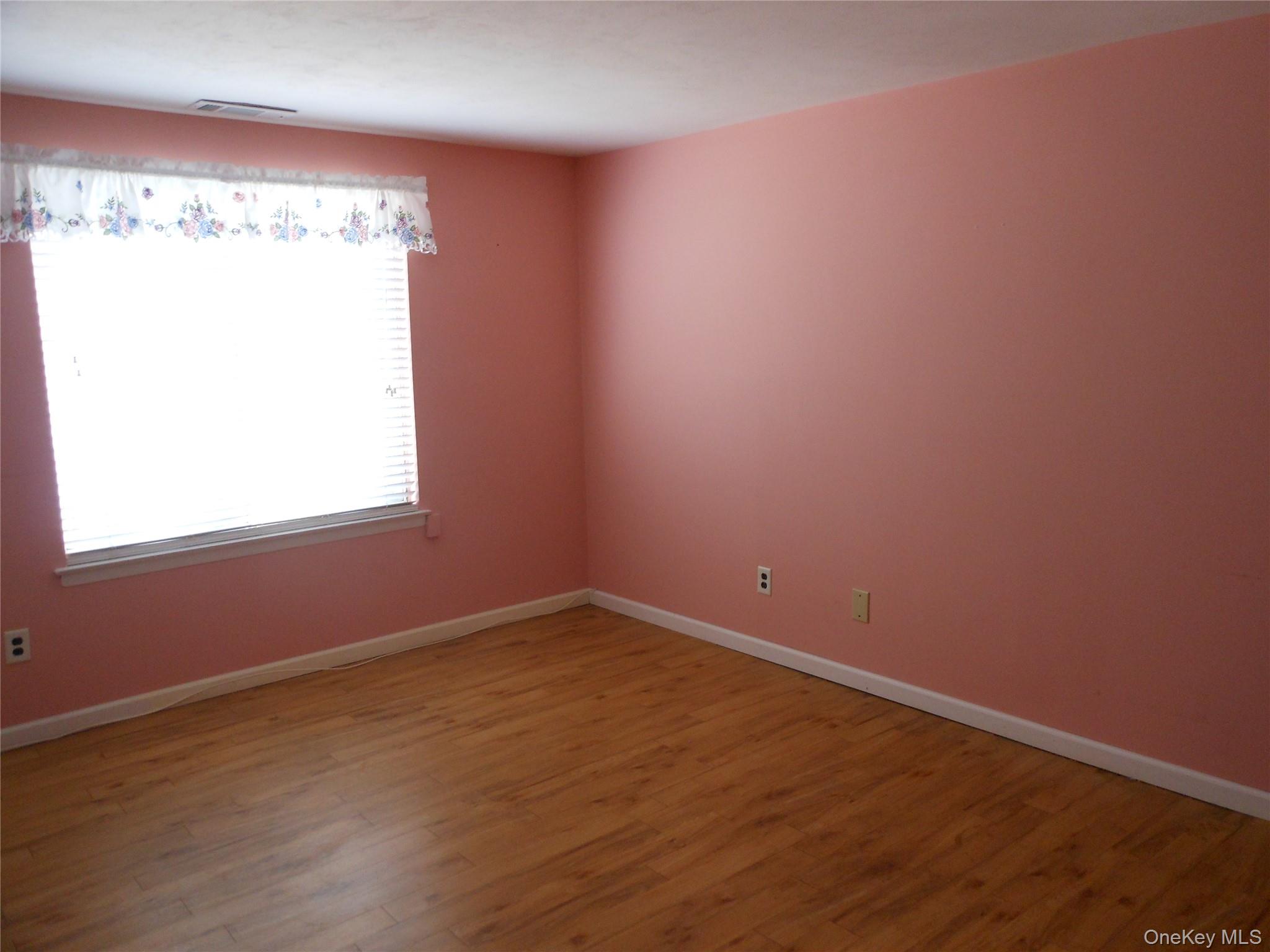 86 Birchwood Road Unit: 402