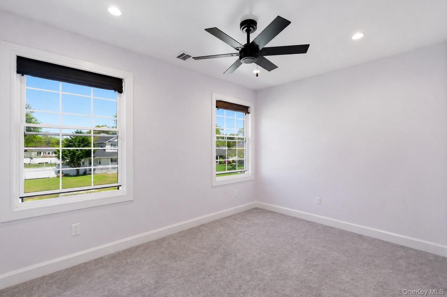 18 Pond Road