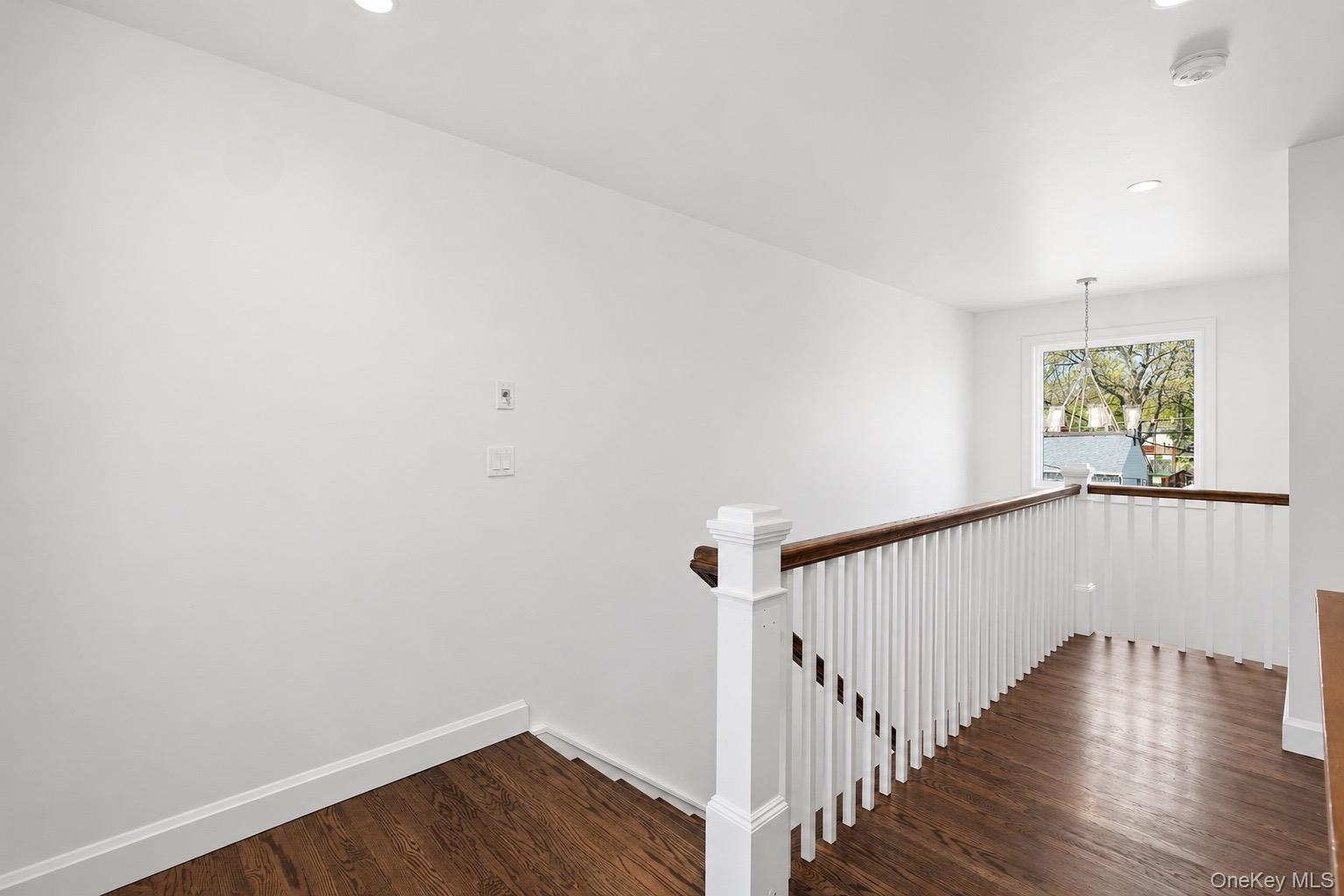 18 Pond Road
