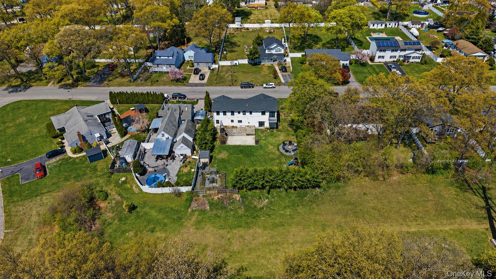 18 Pond Road