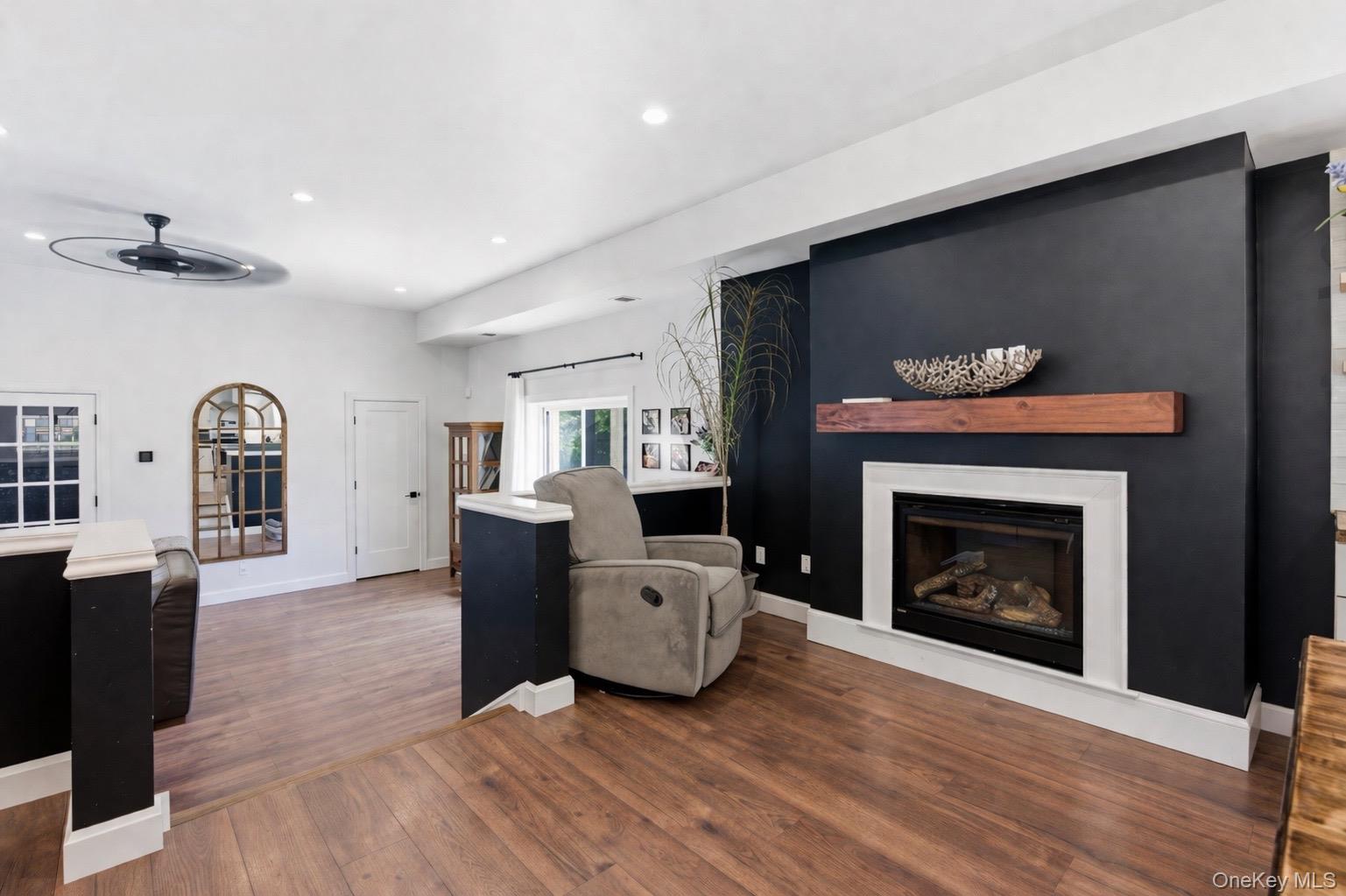 18 Pond Road