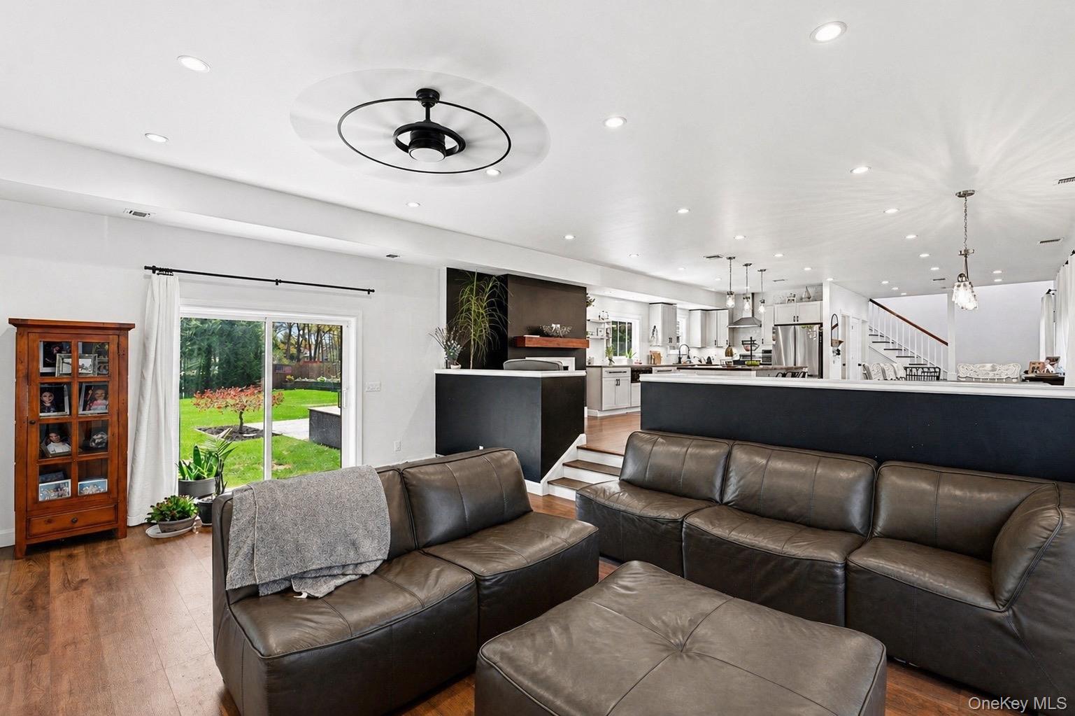 18 Pond Road