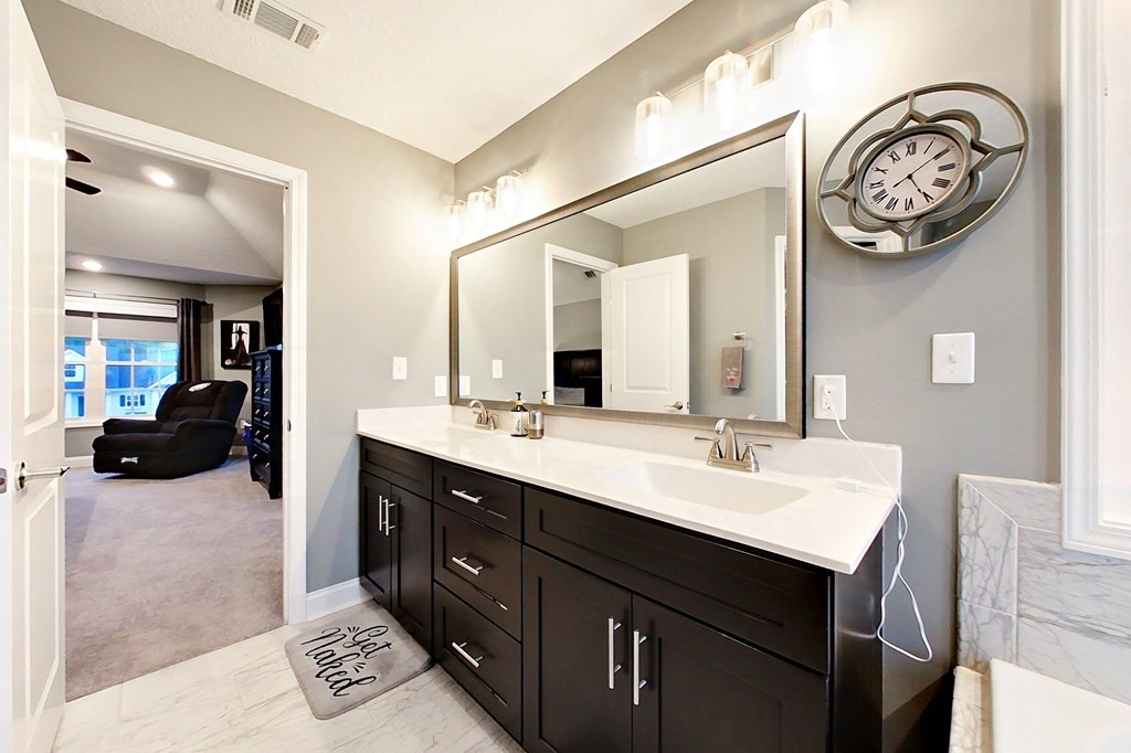 1512 Plantation Circle