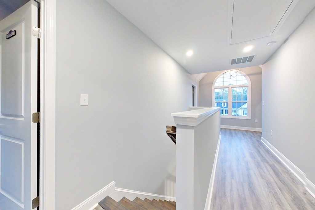 1512 Plantation Circle