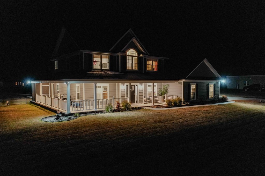 1512 Plantation Circle