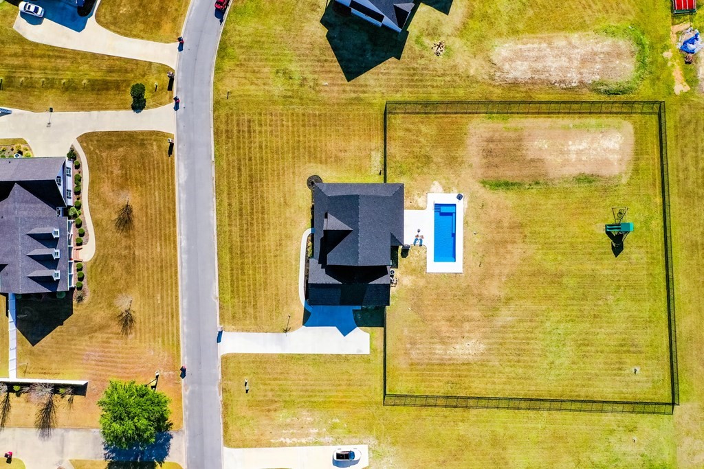 1512 Plantation Circle
