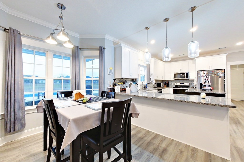 1512 Plantation Circle