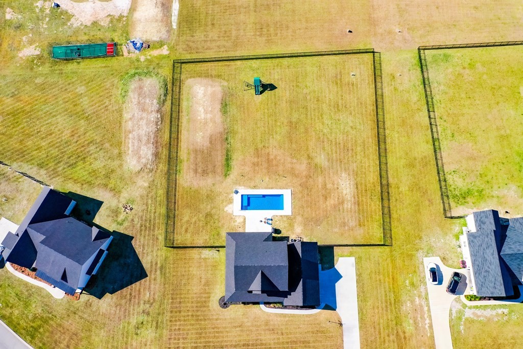 1512 Plantation Circle