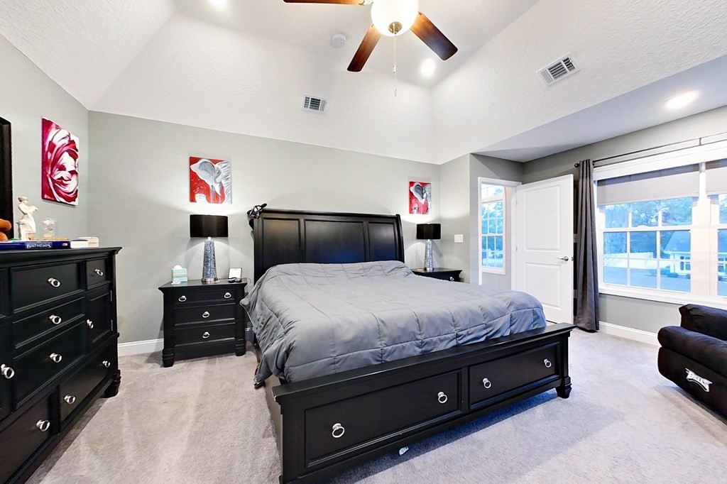 1512 Plantation Circle