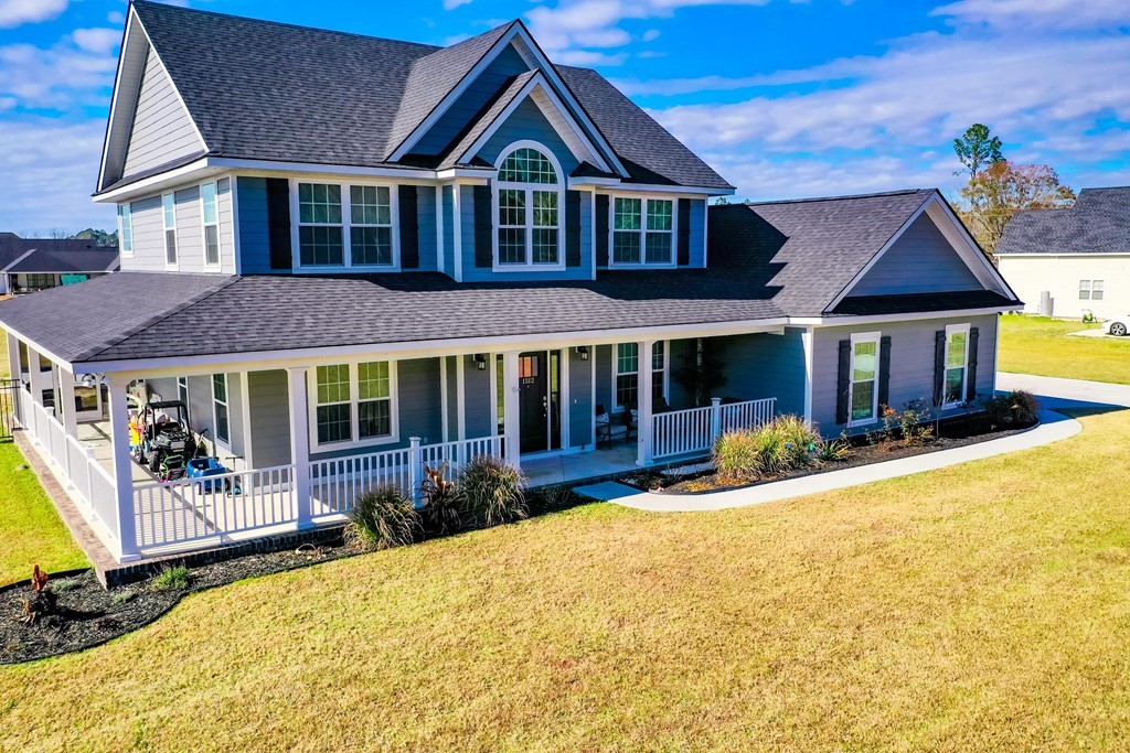 1512 Plantation Circle