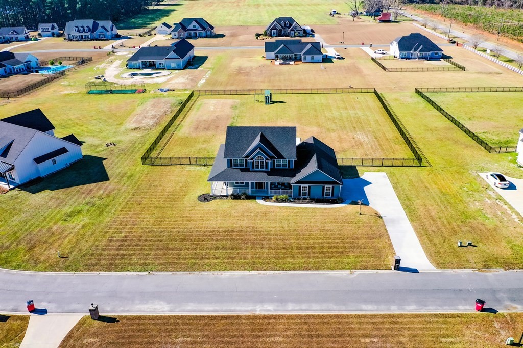 1512 Plantation Circle