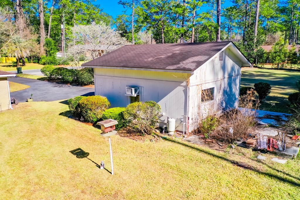 1600 Seminole Trail