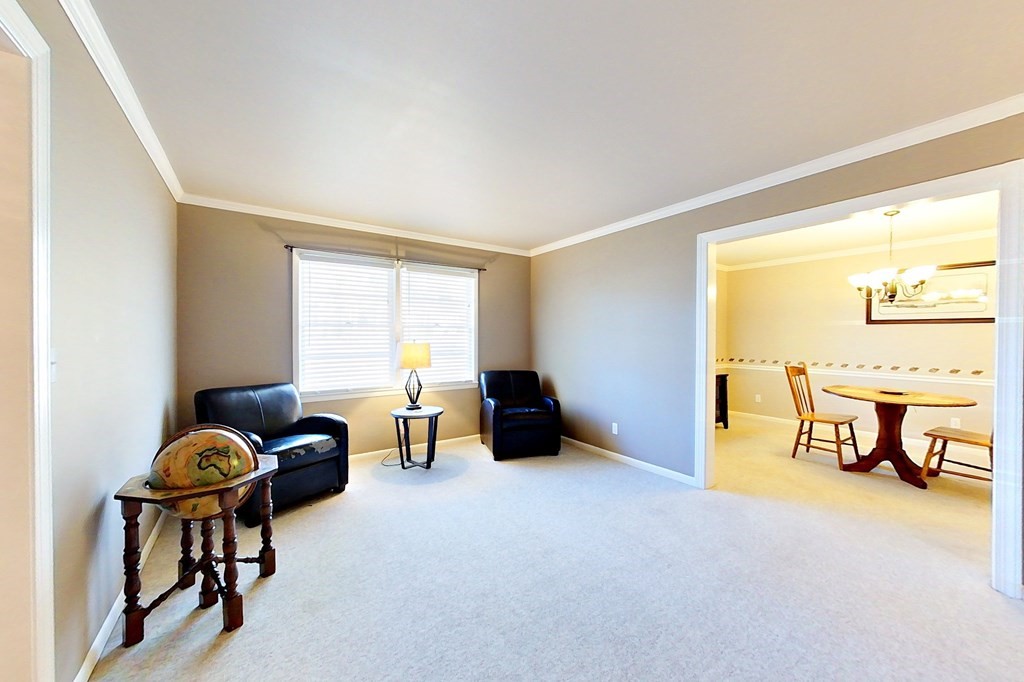 1600 Seminole Trail