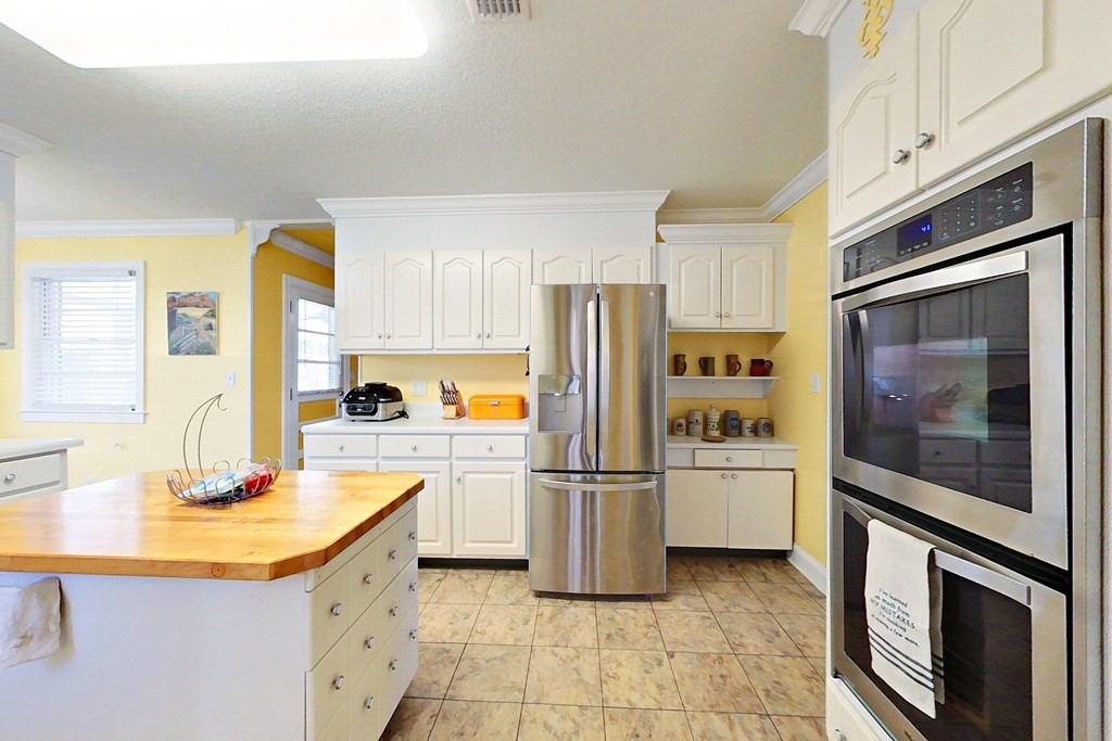 1600 Seminole Trail