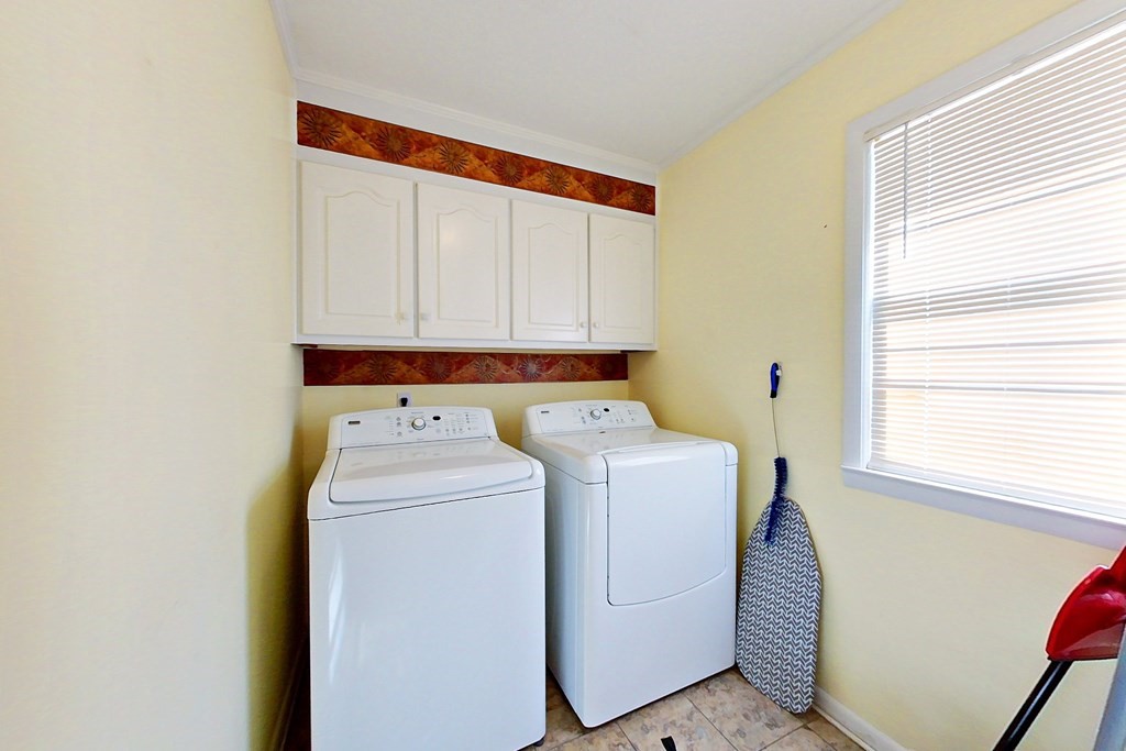 1600 Seminole Trail
