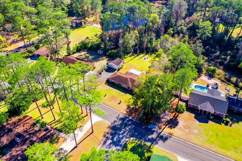 1600 Seminole Trail