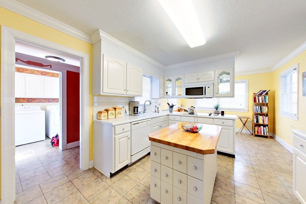 1600 Seminole Trail