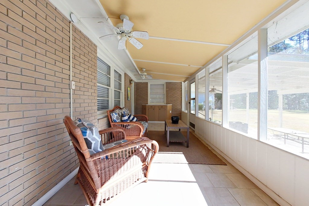 1600 Seminole Trail