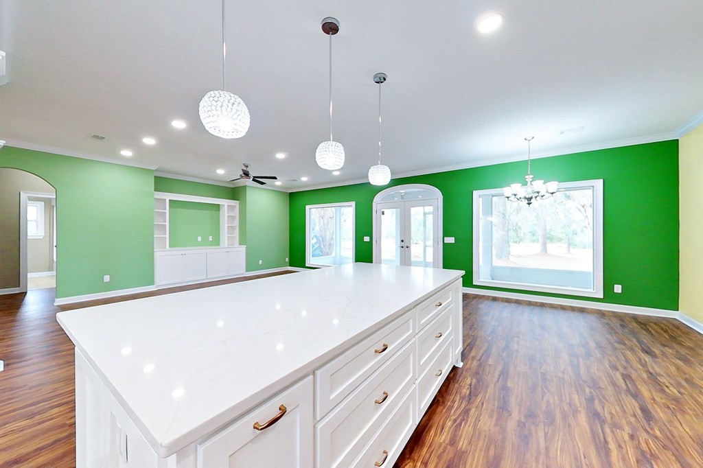 4015 Redstone Circle