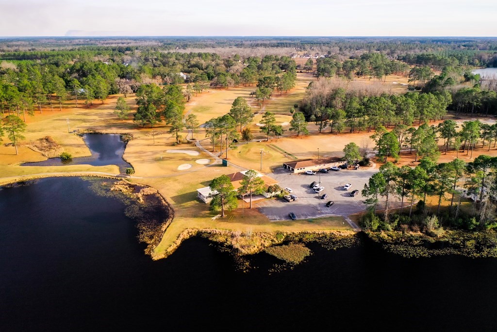 133 Lakeside Drive