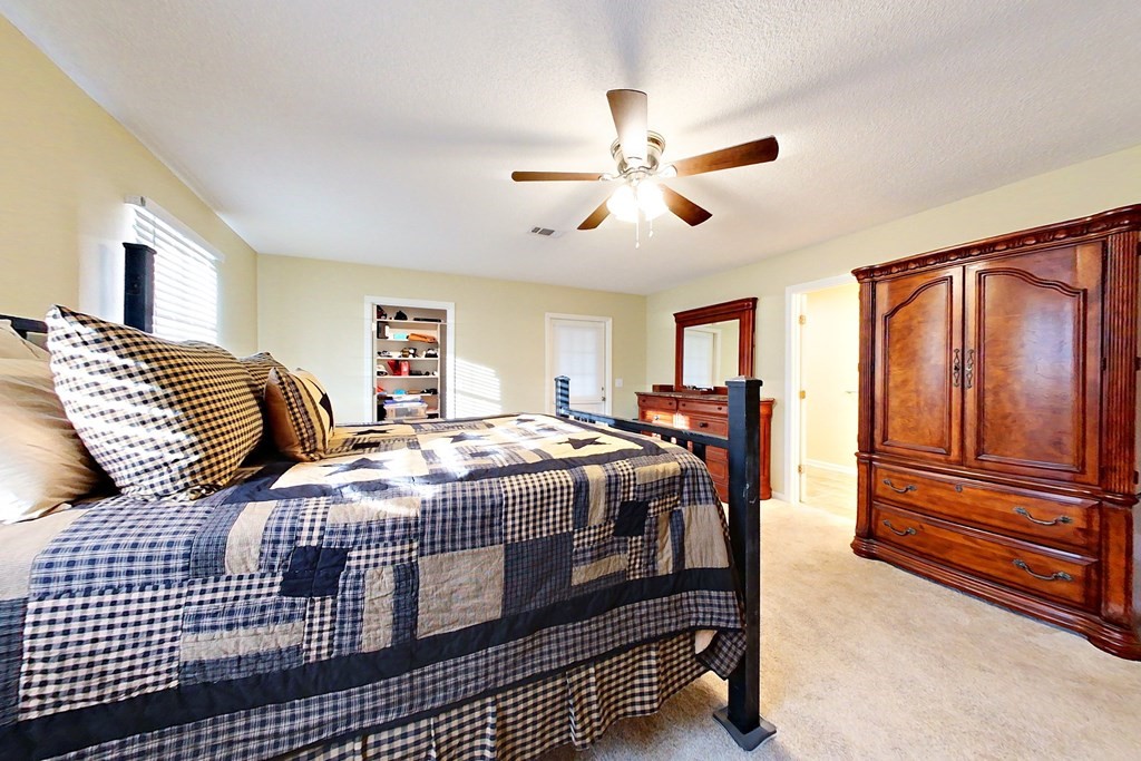 133 Lakeside Drive