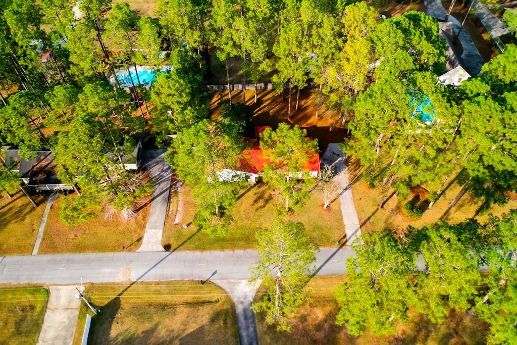 133 Lakeside Drive