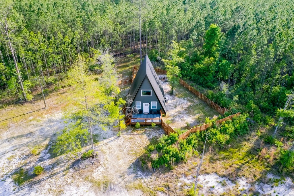 5588 Brunswick Highway